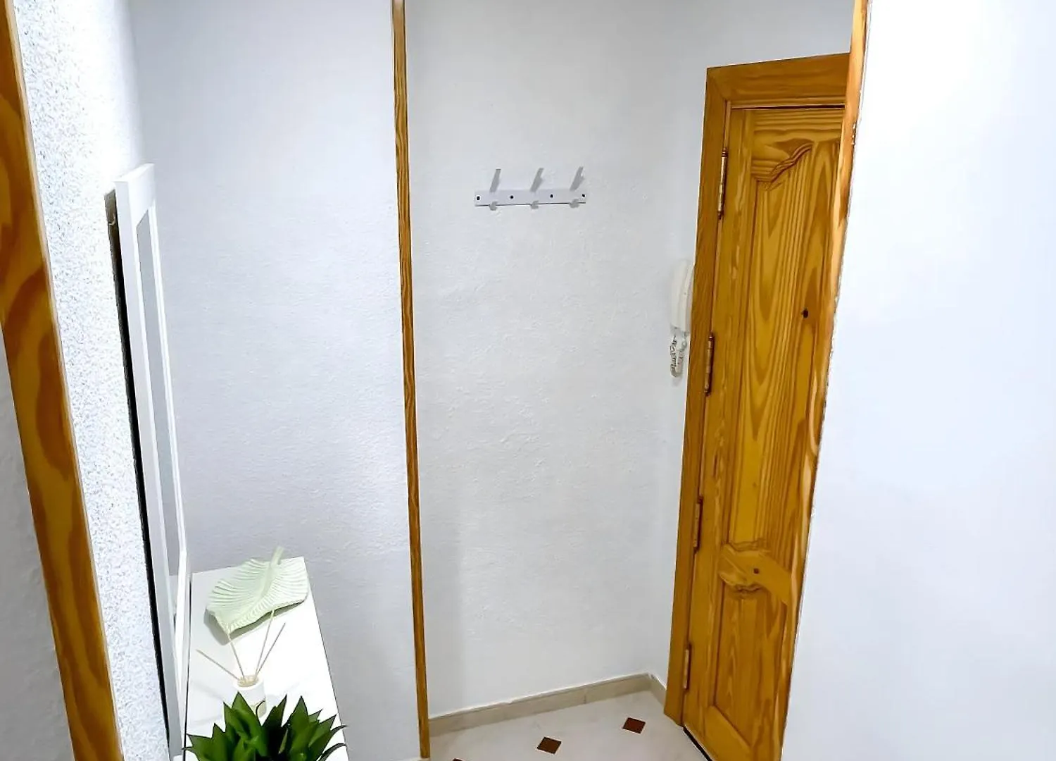 Lumen Home Granada Apartment